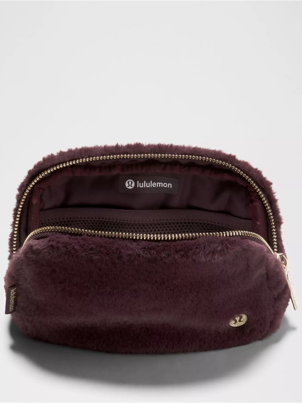 lululemon athletica Plush Crossbody Belt Bag in Plum - Picture 4 of 4